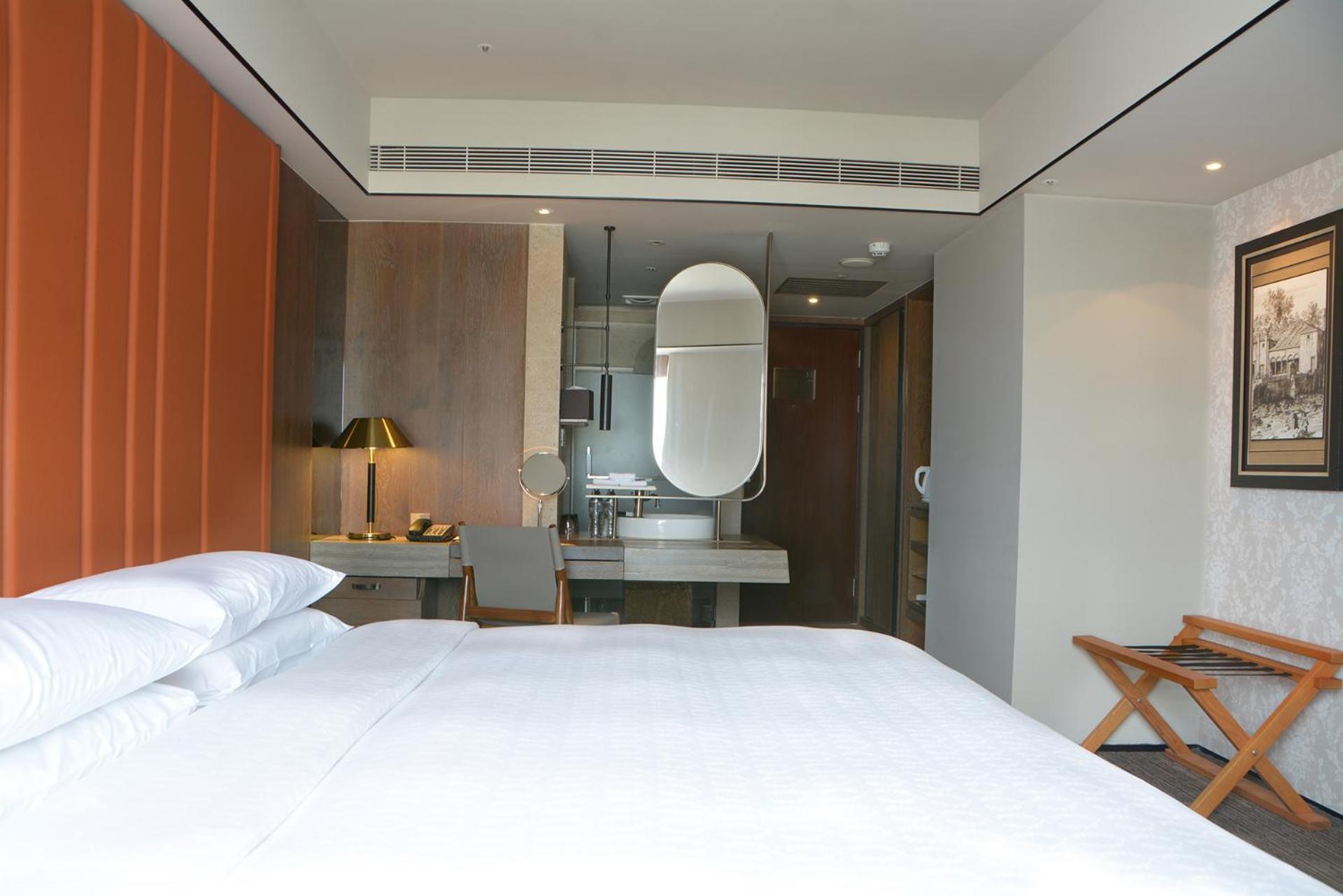 Sheraton Taitung Hotel Luaran gambar A room at the hotel