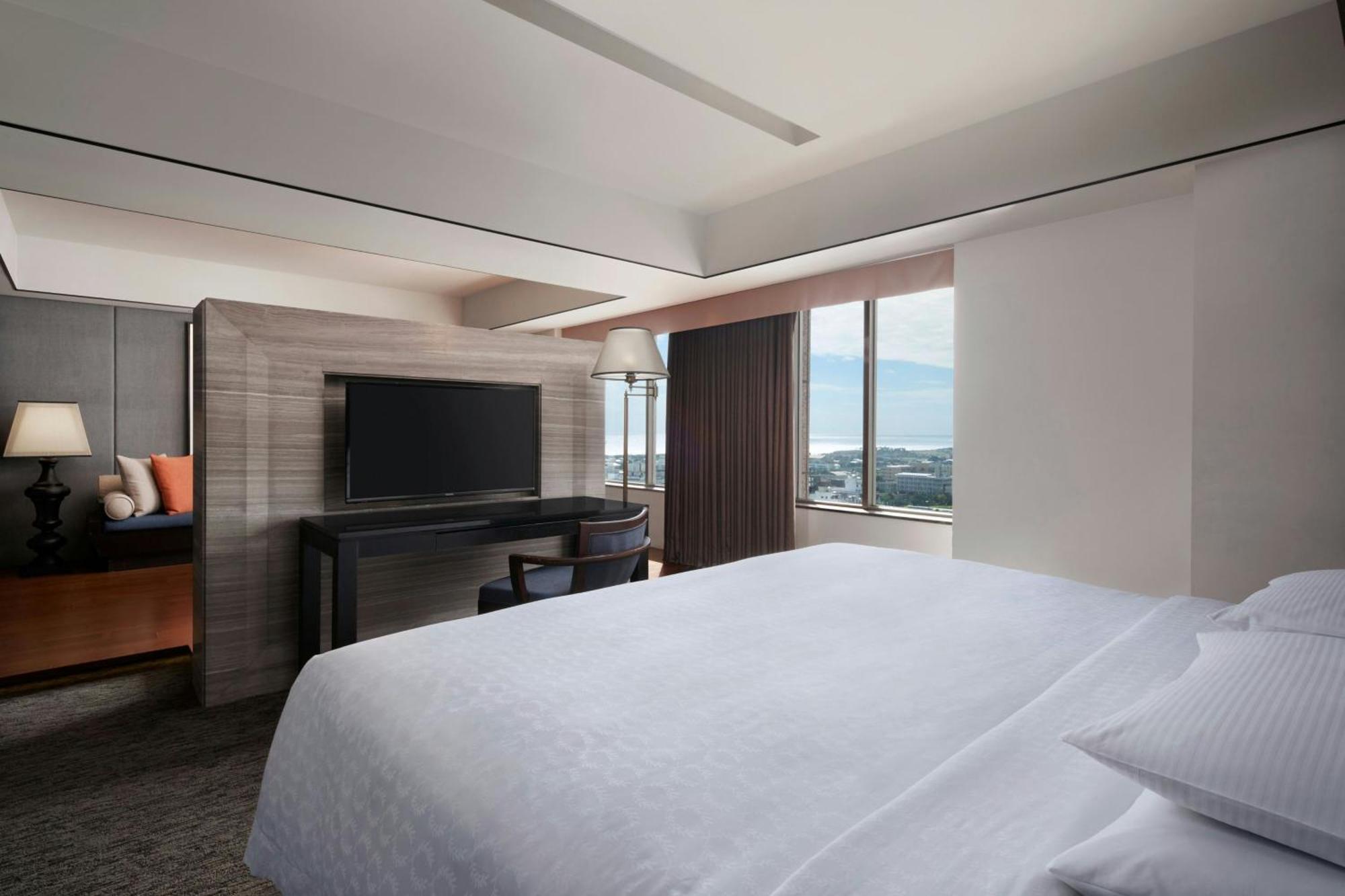Sheraton Taitung Hotel Luaran gambar A bedroom at the hotel