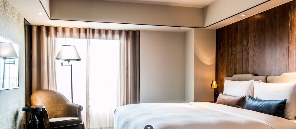 Sheraton Taitung Hotel Luaran gambar A bedroom at the hotel